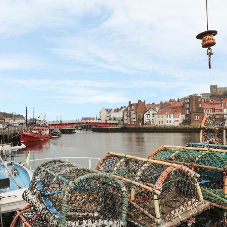 The Surfers Bolt Hole Whitby Exterior foto