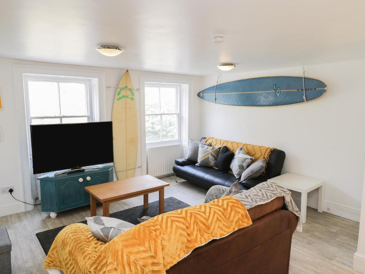 The Surfers Bolt Hole Whitby Exterior foto