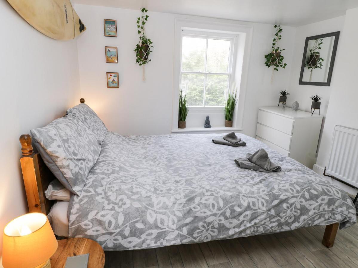 The Surfers Bolt Hole Whitby Exterior foto